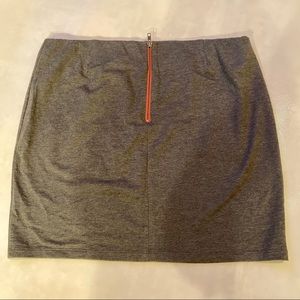 Halogen Gray Hot Pink Sipper Mini Skirt